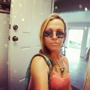 Meet your Posher, Casey